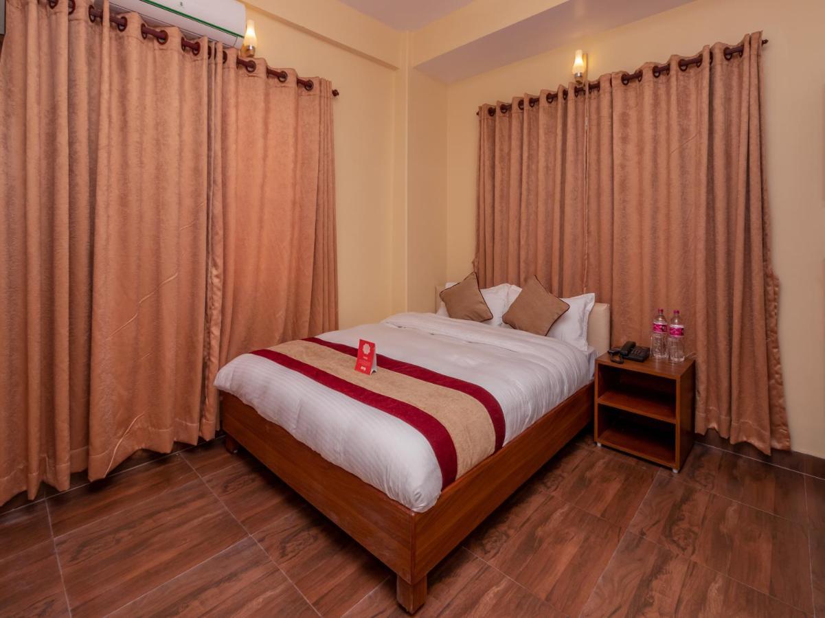 Oyo 253 Hotel Pinnacle Pokhara Exterior foto